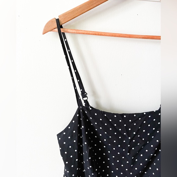 ‼️SOLD‼️ Old Navy Black And White Cami Romper Size Large - Picture 4 of 6